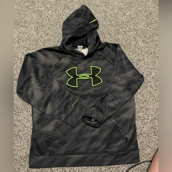 Youth Large black under armour hoodie - Picture 1 of 3